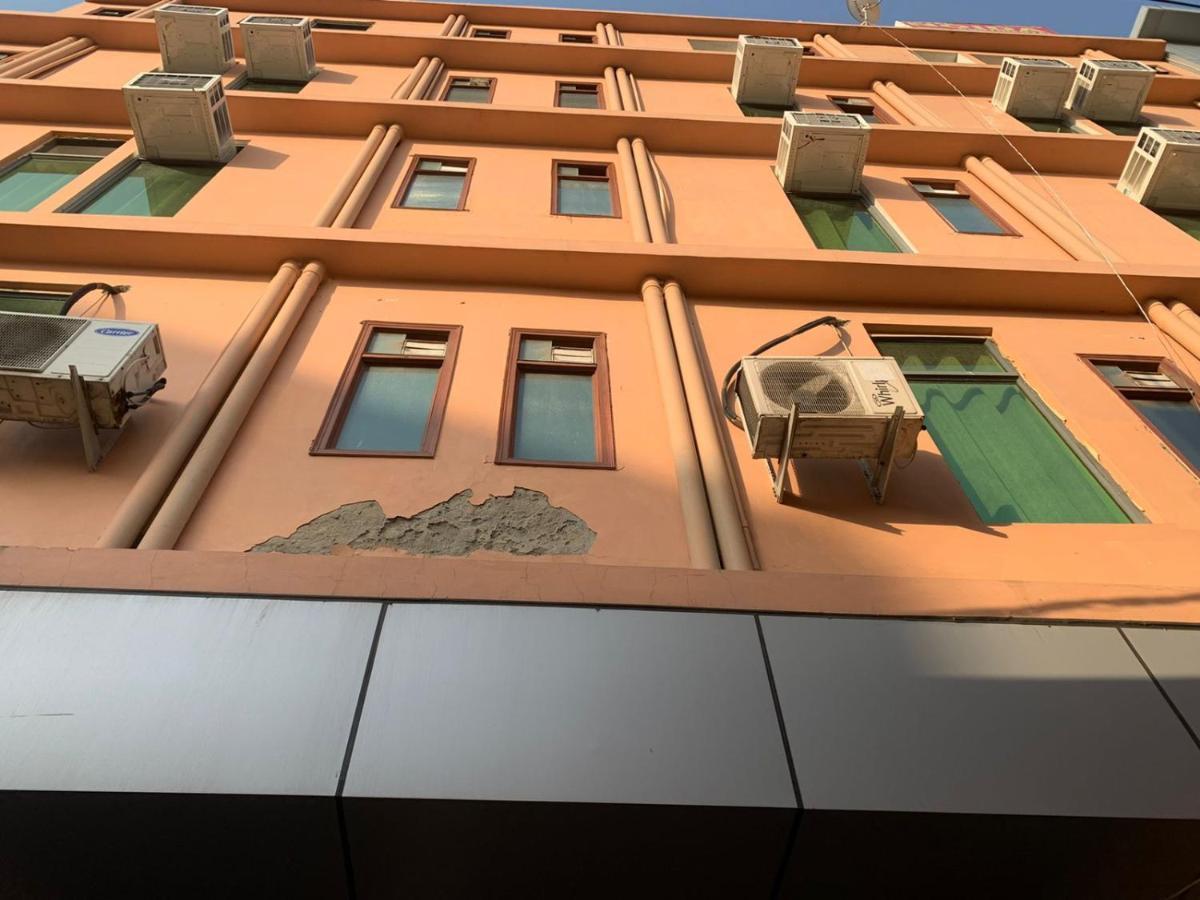 Hotel Noida Continental At Noida City Center Eksteriør bilde