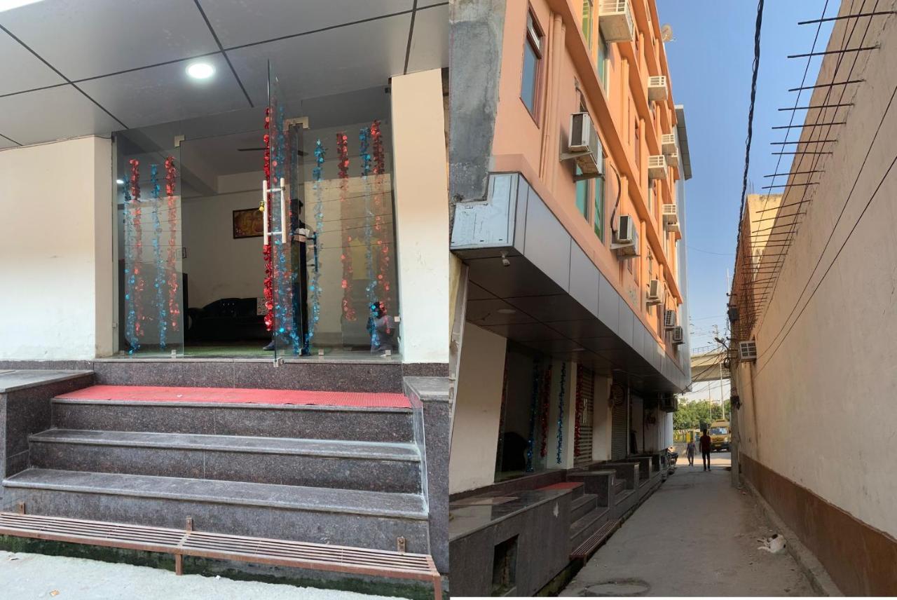 Hotel Noida Continental At Noida City Center Eksteriør bilde